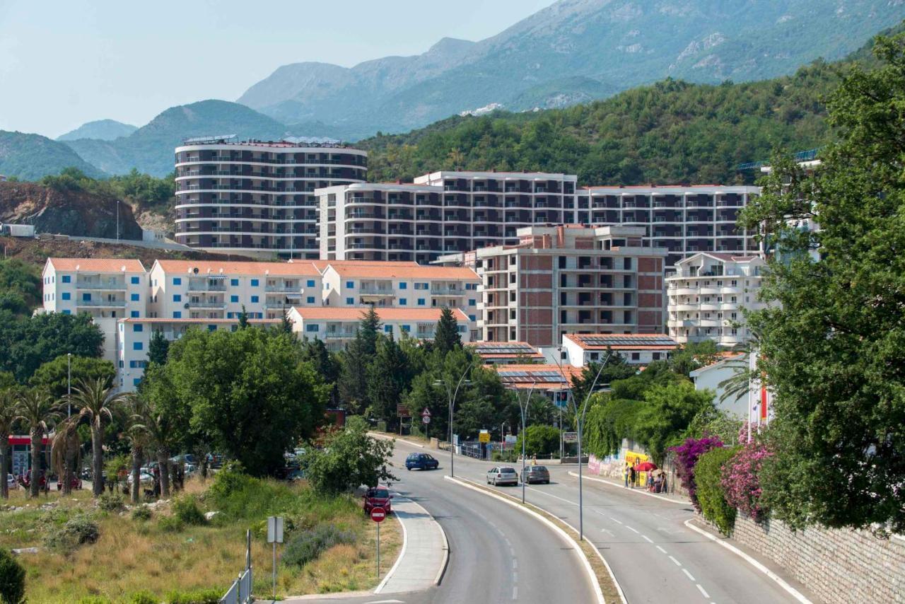 Apartment Anatolia - Mina Becici  Exterior photo